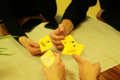 YesToTap elektronikus nfc névjegykártya